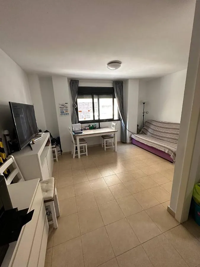 Apartment A / A 4Pax Near The Beach Málaga